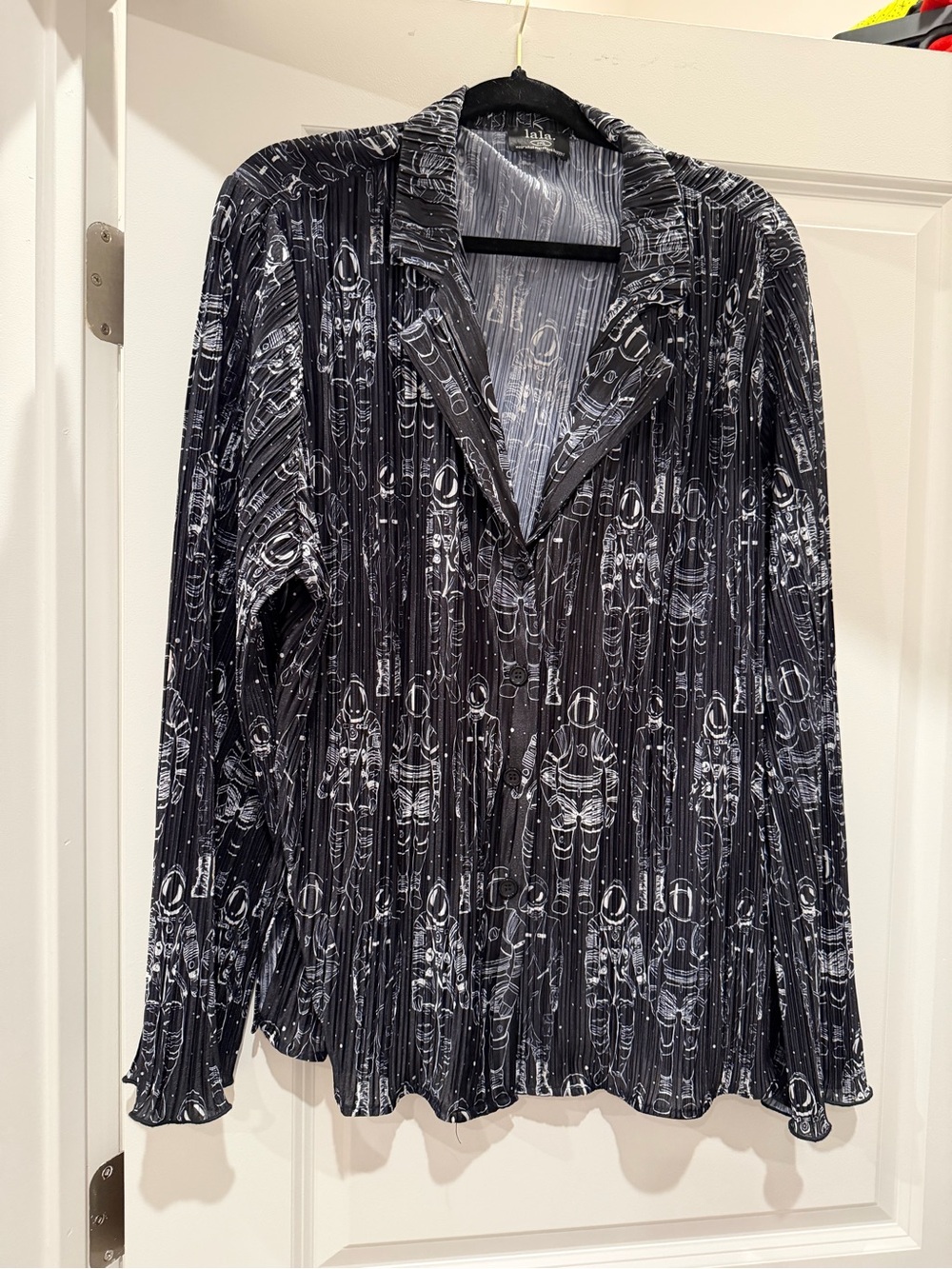 Dressed in LALA Black & White Astronaut Pleated Button-Front Blouse